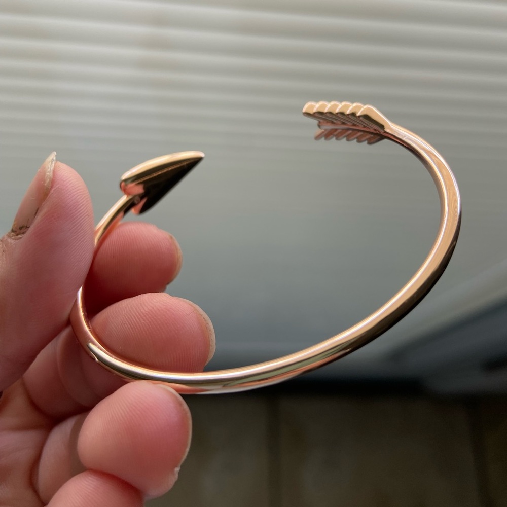 KS ROSE GOLD BANGLE